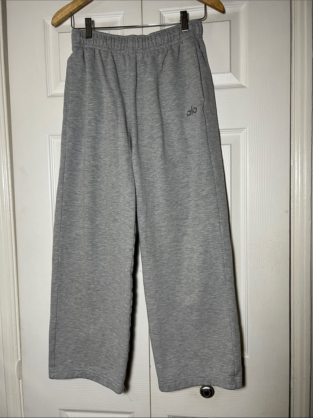 Alo Yoga Accolade Cropped Jogger Women’s Small